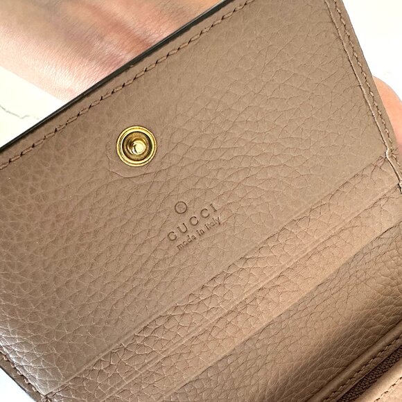 Authentic Gucci Blind for Love Bee Leather Creamy Pink Wallet - Picture 13 of 15